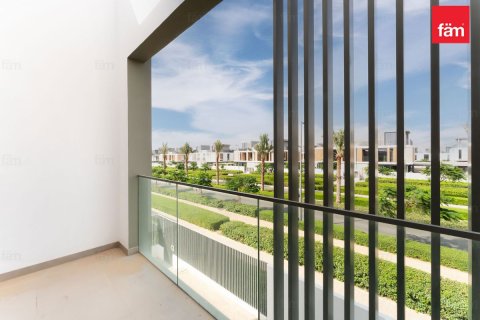 4 bedrooms Villa in Dubai, UAE No. 187836 17