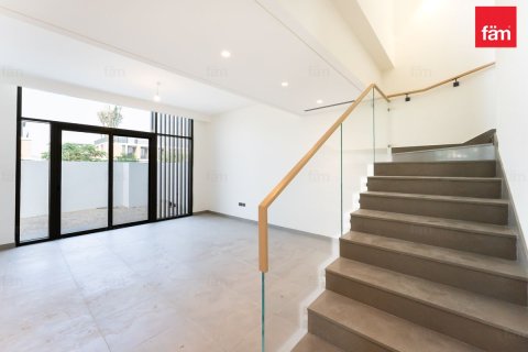4 bedrooms Villa in Dubai, UAE No. 187836 20