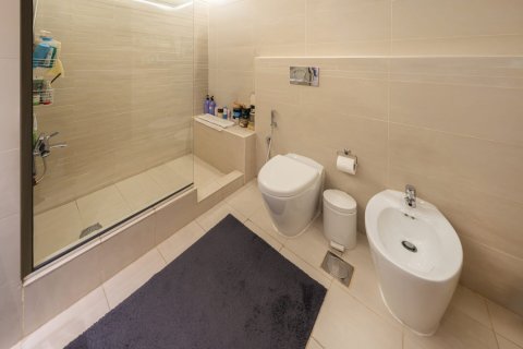 Квартира с 2 спальнями в Emirates Crown, ОАЭ №160182 5