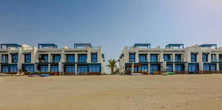 Villa de 5 dormitorios en Palm Jumeirah, UAE No. 163293