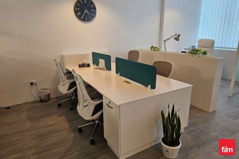 Офис 84м² в Дубай, ОАЭ №163290 3