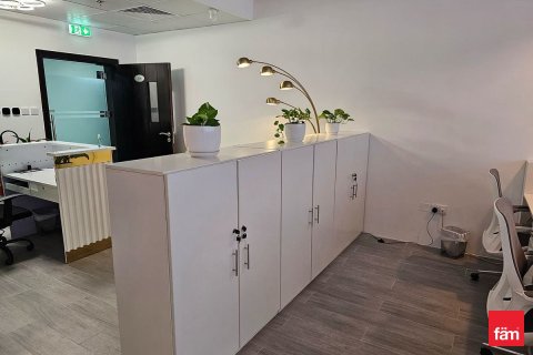 Офис 84м² в Дубай, ОАЭ №163290 13