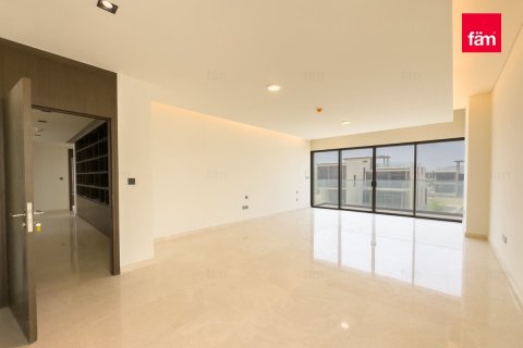 Villa de 5 dormitorios  No. 115952 11