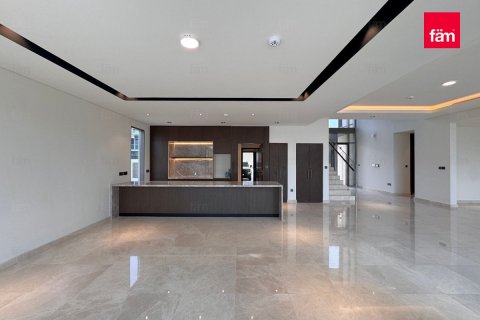 Villa de 5 dormitorios  No. 115952 4