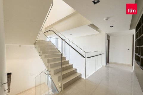 Villa de 5 dormitorios  No. 115952 10