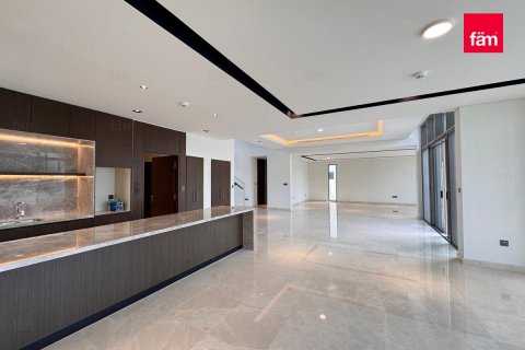 Villa de 5 dormitorios  No. 115952 3