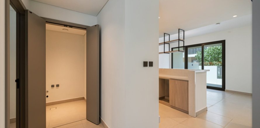 3 bedrooms Townhouse in Tilal Al Ghaf, UAE No. 144994