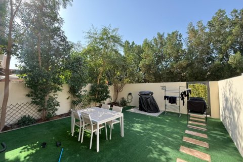 Villa de 3 chambres à Villanova, UAE No. 166155 14