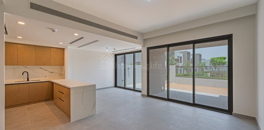 3 bedrooms Townhouse in Villanova, UAE No. 166154