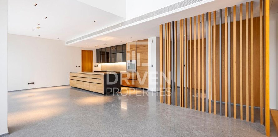 Appartement de 4 chambres à City Walk, UAE No. 206781