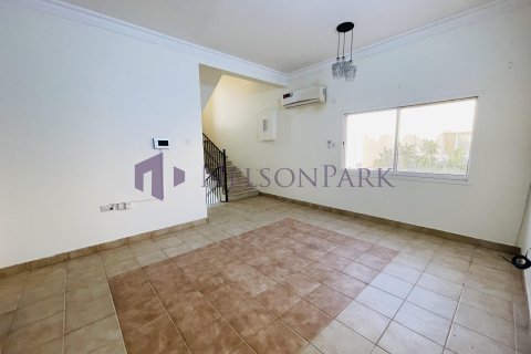 Villa de 4 dormitorios en Doha, Qatar No. 57468 11
