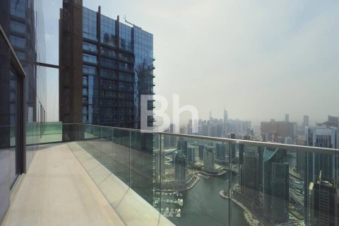 4 غرف نوم شقة  رقم 113877 24