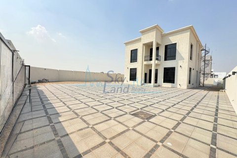 5 bedrooms Villa  No. 116729 3