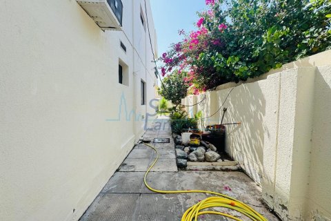 5 bedrooms Villa  No. 116727 22