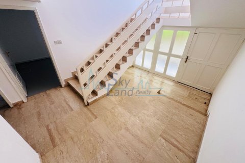 5 bedrooms Villa  No. 116727 10