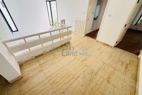 5 bedrooms Villa  No. 116727 34