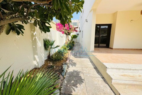 5 bedrooms Villa  No. 116727 36