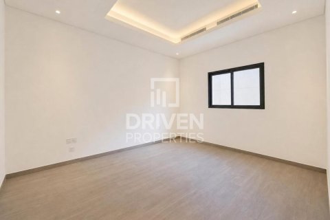 6 bedrooms Villa in District One, UAE No. 199982 17