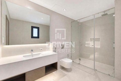 6 bedrooms Villa in District One, UAE No. 199982 11