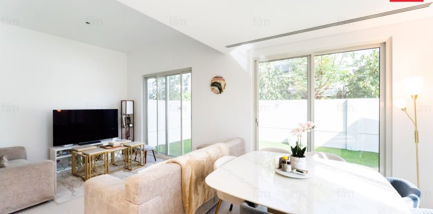 4 bedrooms Townhouse No. 131214