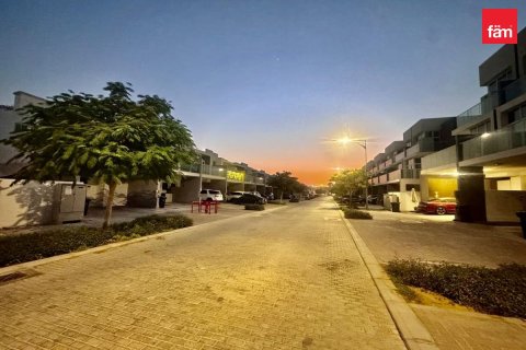 Villa de 5 chambres à Dubai, UAE No. 140427 24