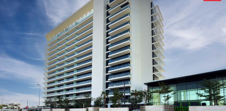 Studio Apartment in Al Jaddaf, UAE No. 140428