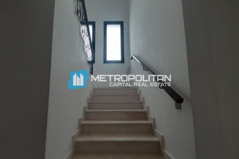 Villa de 5 dormitorios  No. 125786 11