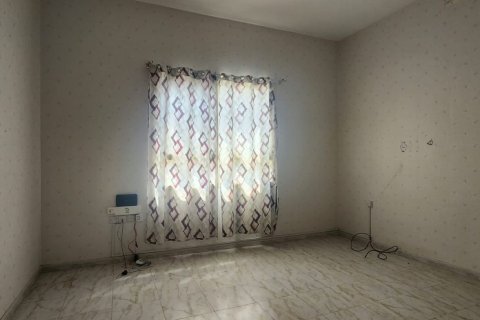 4 bedrooms Villa in Seih Al Uraibi, UAE No. 183969 9