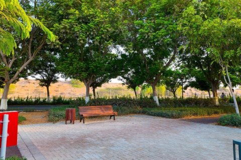 3 bedrooms Townhouse in Ras Al Khaimah, UAE No. 183965 11