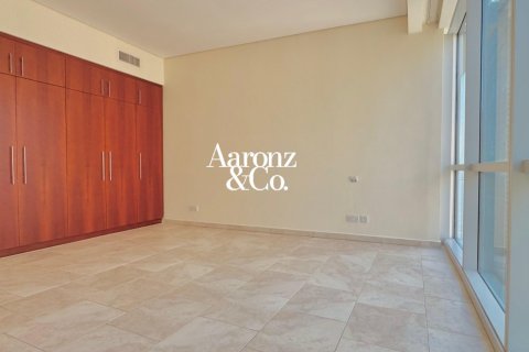 4 bedrooms Apartment in Jumeirah Beach Residence, UAE No. 165894 12