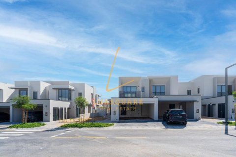 4 bedrooms Townhouse in Jebel Ali, UAE No. 165897 21