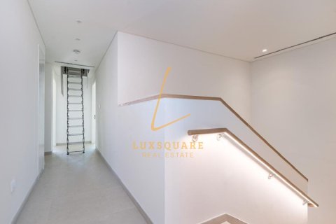 4 bedrooms Townhouse in Jebel Ali, UAE No. 165897 8