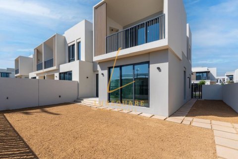 4 bedrooms Townhouse in Jebel Ali, UAE No. 165897