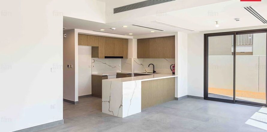 Townhouse de 4 dormitorios  No. 125261