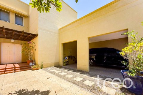 Villa de 5 dormitorios en Meadows 8, UAE No. 200844 6