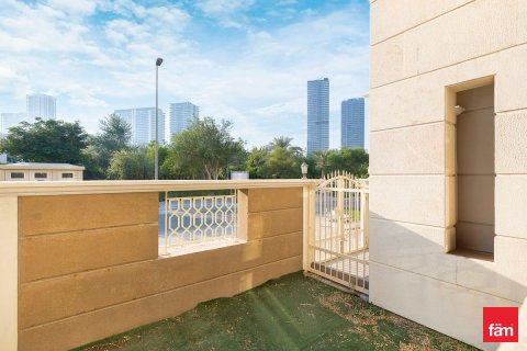 Villa de 4 dormitorios  No. 134768 24