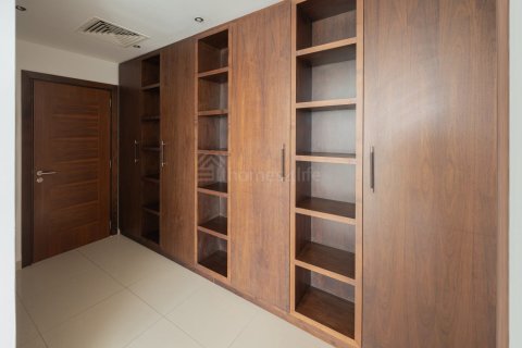 Apartment de 3 dormitorios en Al Sahab, UAE No. 163440 8