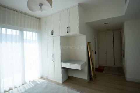 Таунхаус с 3 спальнями в Arabella Townhouses, ОАЭ №163438 10