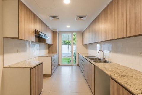 Villa de 3 dormitorios en Arabella Townhouses, UAE No. 163437 11