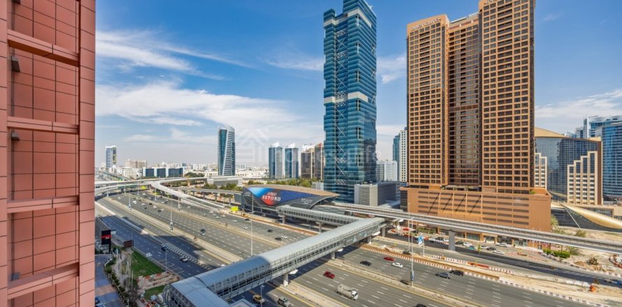 Apartment de 3 dormitorios en Dubai Media City, UAE No. 163442