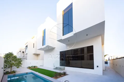 Villa de 5 dormitorios en  Yas Acres, UAE No. 150095 6