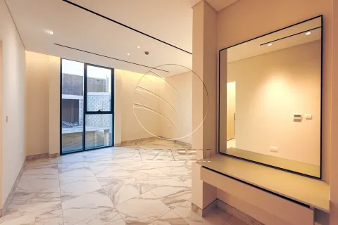 Villa de 5 dormitorios en  Yas Acres, UAE No. 150095 21