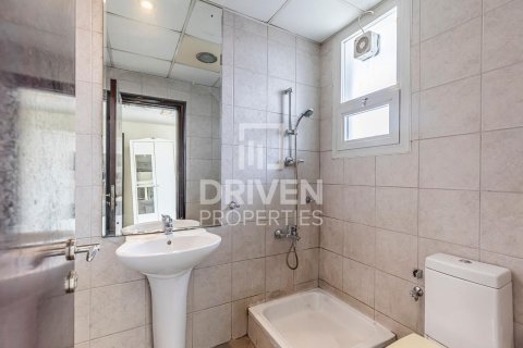 3 bedrooms Apartment in KG Tower, UAE No. 190639 15