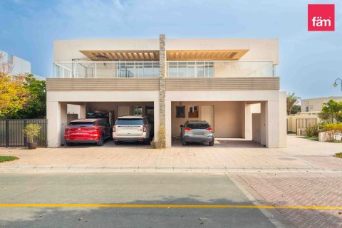 Villa de 4 chambres à Dubai, UAE No. 200357 3