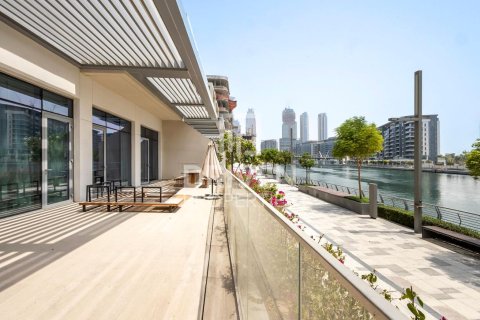 3 bedrooms Apartment in Al Wasl, UAE No. 201623 5