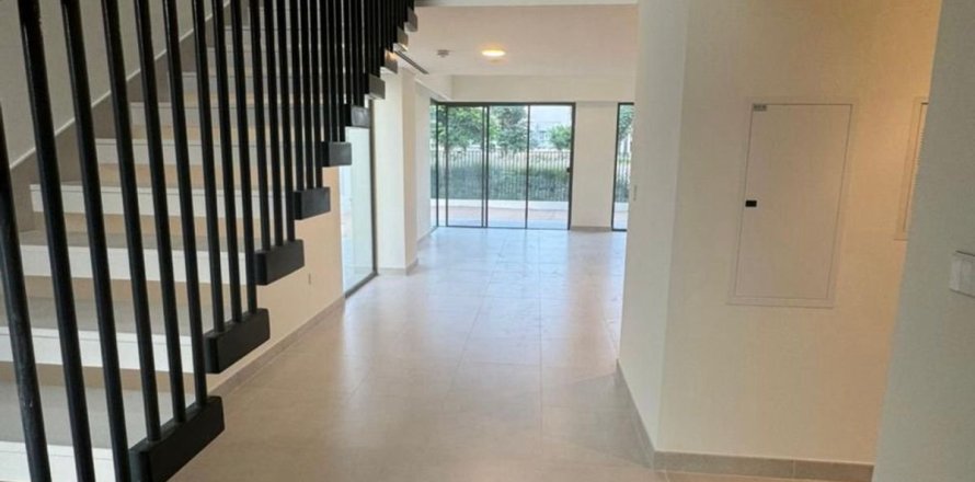 Таунхаус с 3 спальнями  №134723