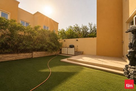 3 bedrooms Townhouse in Dubai, UAE No. 164896 3