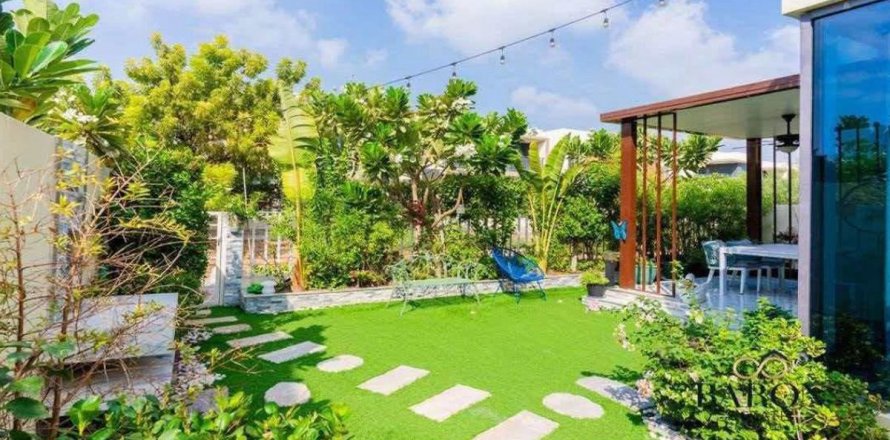 Villa de 4 chambres à Dubai Hills Estate, UAE No. 210133