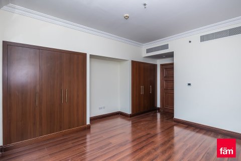 2 bedrooms Apartment in Palm Jumeirah, UAE No. 210129 13