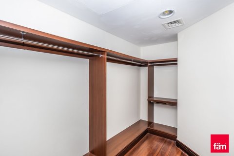 2 bedrooms Apartment in Palm Jumeirah, UAE No. 210129 8
